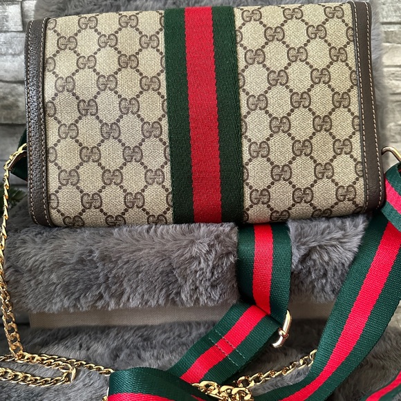 ***Sold*** Gucci Handbag Authentic - Picture 5 of 11